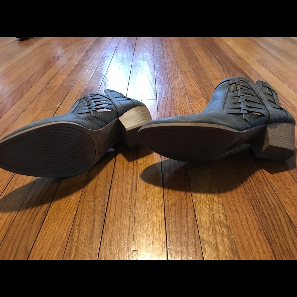 Gray Booties - Picture 4 of 5